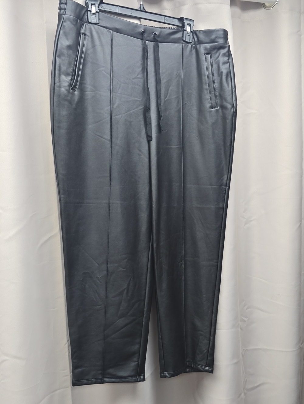 Simply Vera Vera Wang Black Faux Leather Pants Size XL Euc Like New